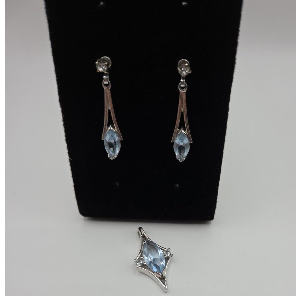 Vintage Avon Blue Crystal Pendant & Post Earrings Set, silver tone
